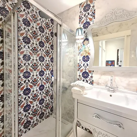 Excellent Galata Apartment Istanbul