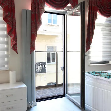 Excellent Galata Apartment *